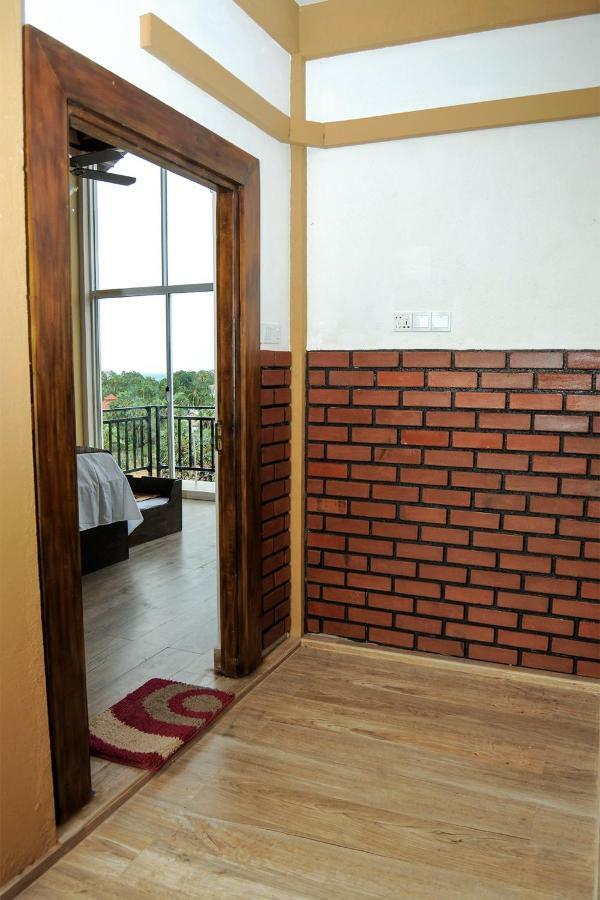 Woodycrest Hotell Trincomalee Exteriör bild